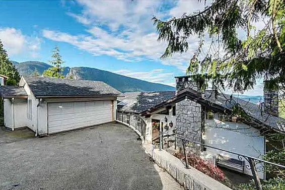 593 Ballantree Road, West Vancouver