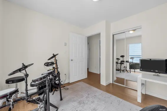 5 1233 West 16th Street, North Vancouver For Sale - image 20