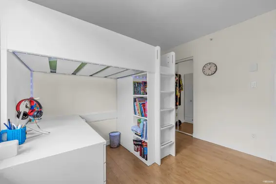 5 1233 West 16th Street, North Vancouver For Sale - image 21