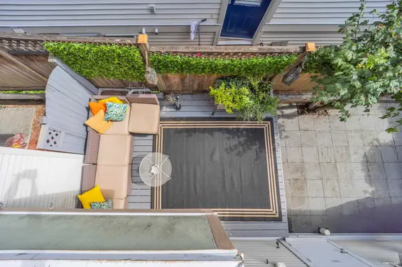5 1233 West 16th Street, North Vancouver For Sale - image 28
