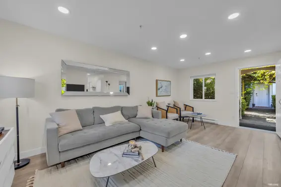 5 1233 West 16th Street, North Vancouver For Sale - image 3