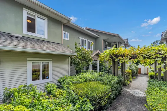 5 1233 West 16th Street, North Vancouver For Sale - image 35