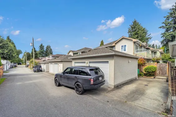 5 1233 West 16th Street, North Vancouver For Sale - image 39