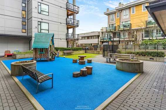 206 715 West 15th Street, North Vancouver For Sale - image 35