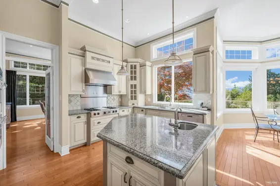 2398 Constantine Place, West Vancouver For Sale - image 15