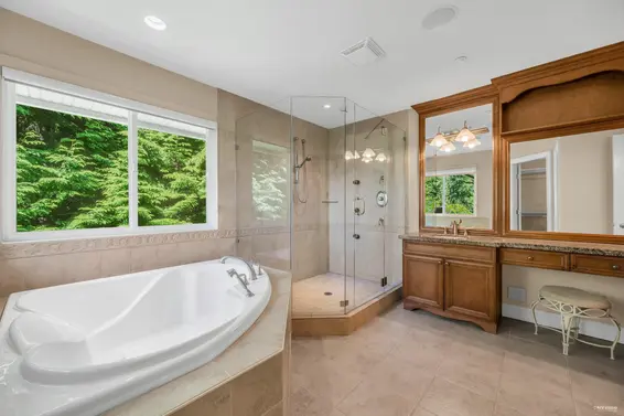 2398 Constantine Place, West Vancouver For Sale - image 28