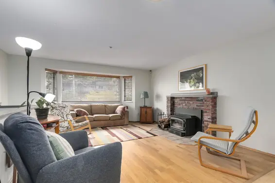 229 West 22nd Street, North Vancouver For Sale - image 3