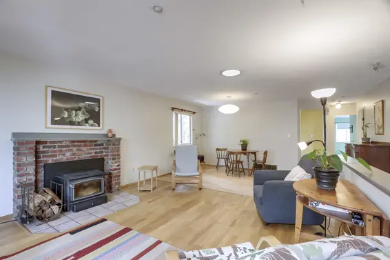 229 West 22nd Street, North Vancouver For Sale - image 5