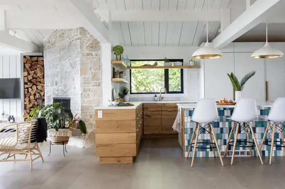 60 Panorama Road, Lions Bay