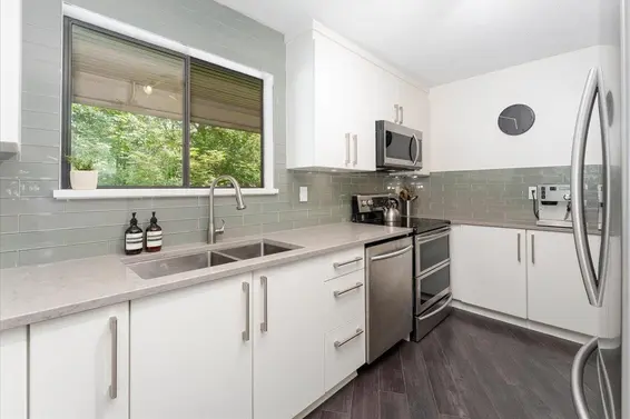 304 1385 Draycott Road, North Vancouver For Sale - image 11