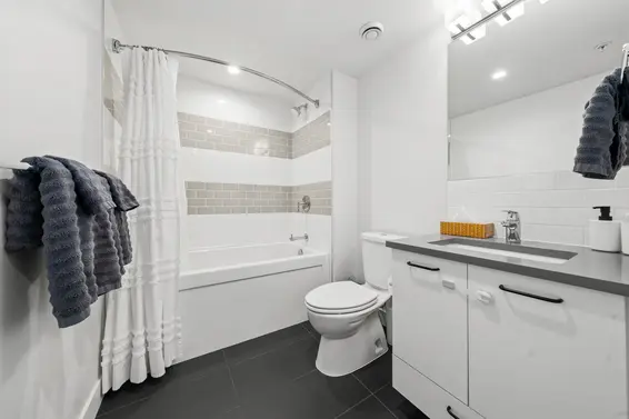 307 1519 Crown Street, North Vancouver For Sale - image 33