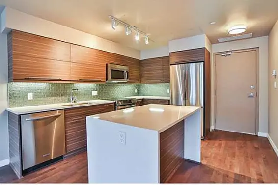 313 317 Bewicke Avenue, North Vancouver For Sale - image 4