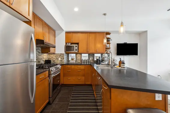 6364 Douglas Street, West Vancouver For Sale - image 20