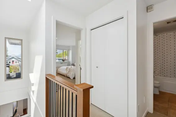 6364 Douglas Street, West Vancouver For Sale - image 26