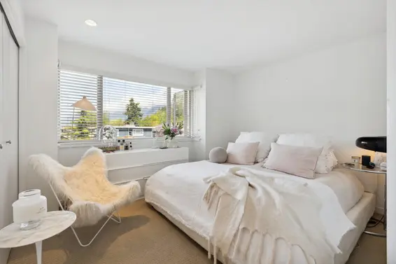 6364 Douglas Street, West Vancouver For Sale - image 27