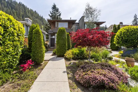 6364 Douglas Street, West Vancouver For Sale - image 39