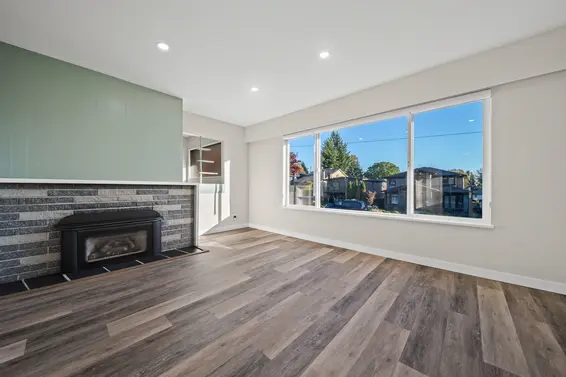 338 West 21st Street, North Vancouver For Sale - image 3