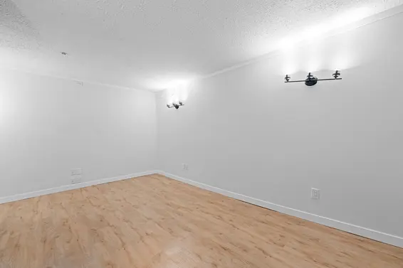 8571 Seascape Lane, West Vancouver For Sale - image 21