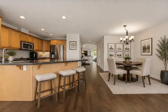 8571 Seascape Lane, West Vancouver For Sale - image 9