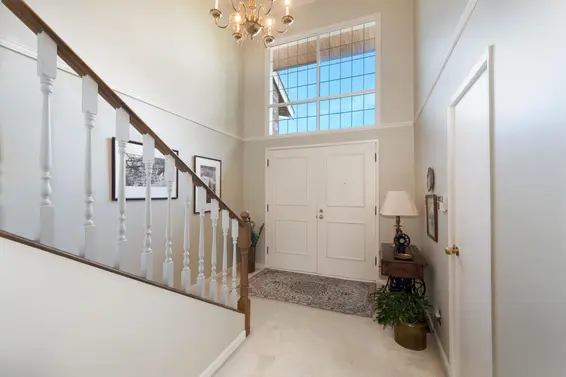 805 Younette Drive, West Vancouver For Sale - image 2