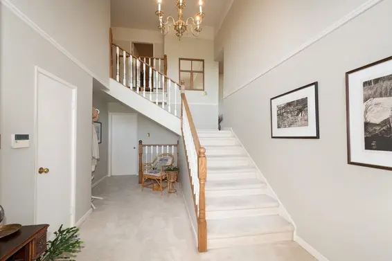 805 Younette Drive, West Vancouver For Sale - image 3