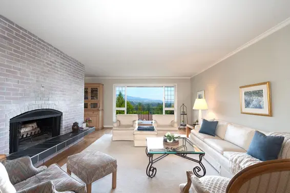 805 Younette Drive, West Vancouver For Sale - image 4