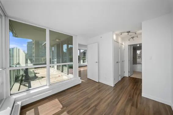 519 135 East 17th Street, North Vancouver For Sale - image 12