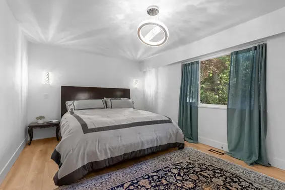 1286 Wellington Drive, North Vancouver For Sale - image 8