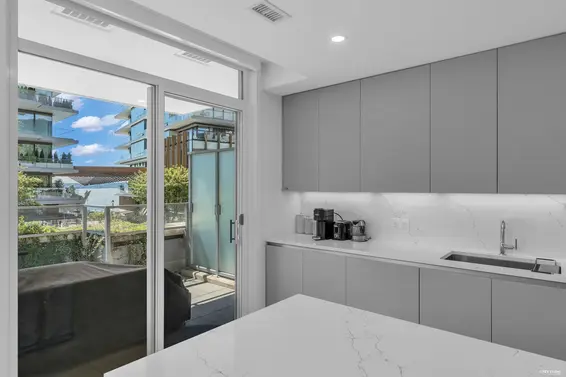 207 1331 Marine Drive, West Vancouver For Sale - image 24