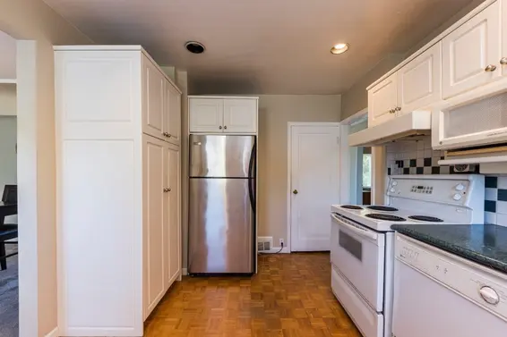 836 East 4th Street, North Vancouver For Sale - image 10