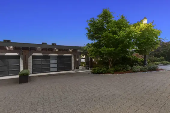 2780 Highgrove Place, West Vancouver For Sale - image 30