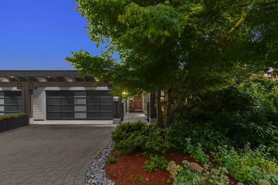 2780 Highgrove Place, West Vancouver For Sale - image 31