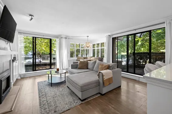 101 1702 Chesterfield Avenue, North Vancouver