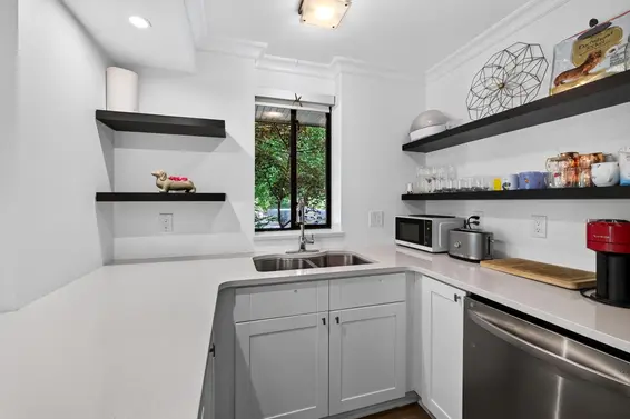 101 1702 Chesterfield Avenue, North Vancouver For Sale - image 16