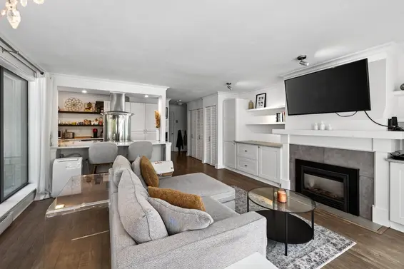 101 1702 Chesterfield Avenue, North Vancouver For Sale - image 4
