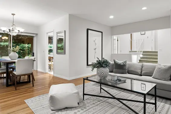 651 Kerry Place, North Vancouver