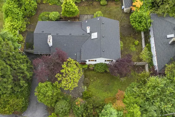 651 Kerry Place, North Vancouver For Sale - image 25