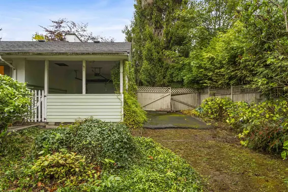 651 Kerry Place, North Vancouver For Sale - image 31