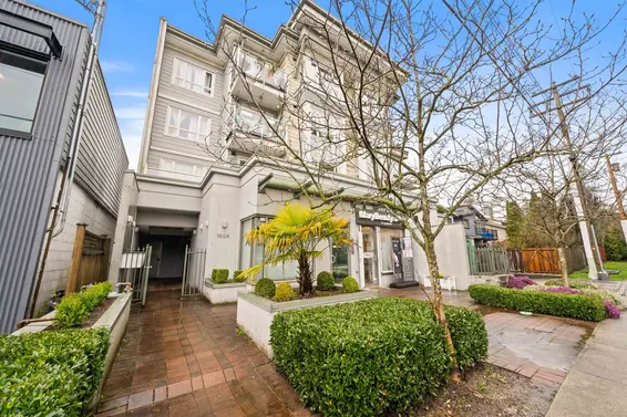 201 1629 Garden Avenue, North Vancouver For Sale - image 20