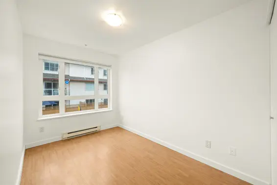 201 1629 Garden Avenue, North Vancouver For Sale - image 9