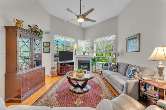 314 128 West 8th Street, North Vancouver For Sale - image 20