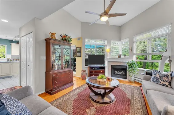314 128 West 8th Street, North Vancouver For Sale - image 6