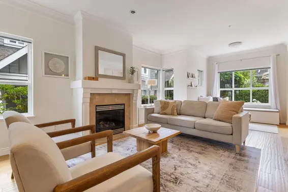 25 2688 Mountain Highway, North Vancouver For Sale - image 3