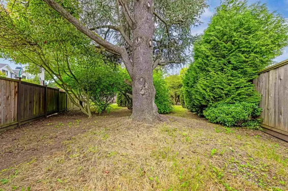 1116 Ridgewood Drive, North Vancouver For Sale - image 23