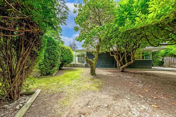 1116 Ridgewood Drive, North Vancouver For Sale - image 27