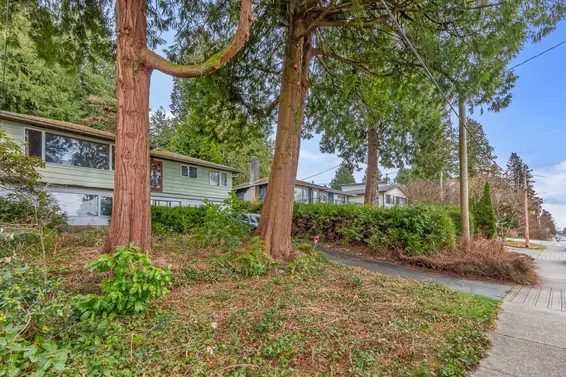 1928 Ridgeway Avenue, North Vancouver For Sale - image 3