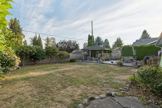 1283 Pinewood Crescent, North Vancouver For Sale - image 34