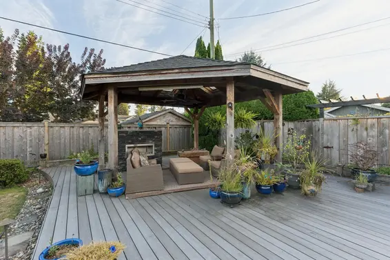 1283 Pinewood Crescent, North Vancouver For Sale - image 35
