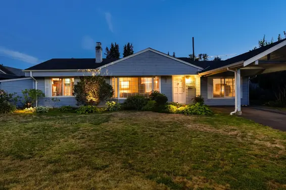 1283 Pinewood Crescent, North Vancouver For Sale - image 4