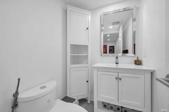 1502 2016 Fullerton Avenue, North Vancouver For Sale - image 7